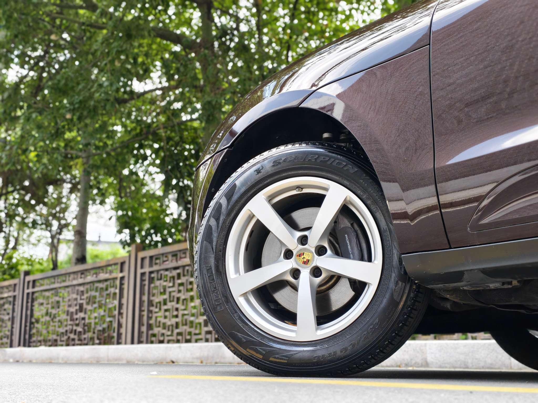 Porsche Macan 2016 thumb 8