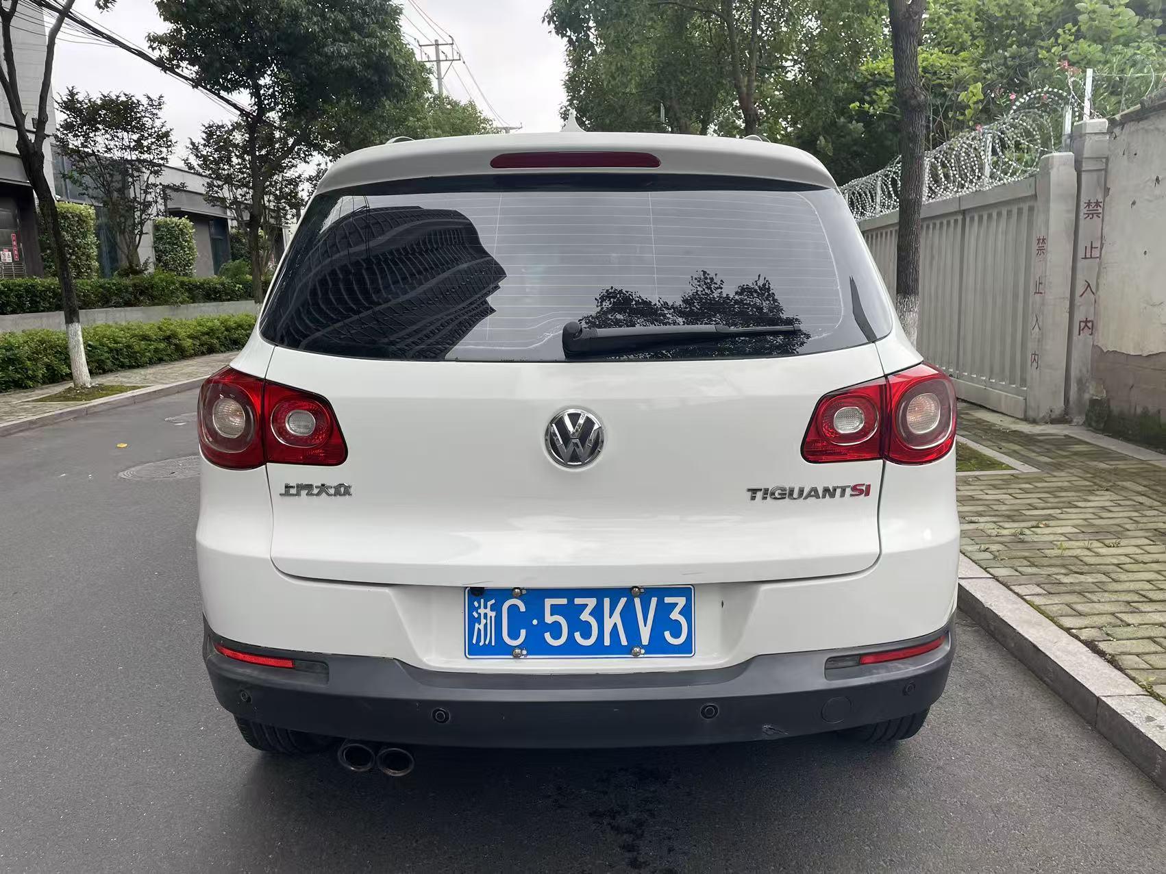 Volkswagen Tiguan 2010 thumb 4