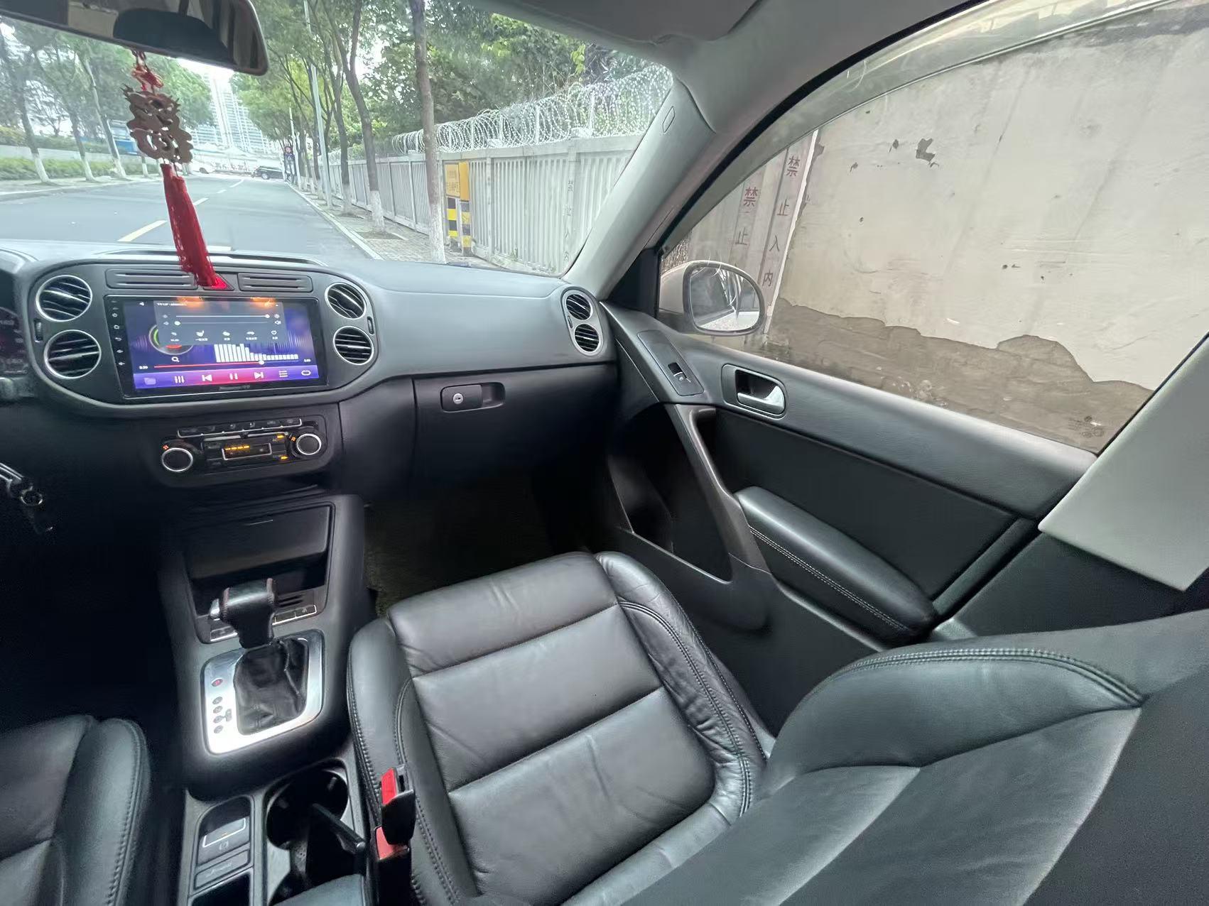 Volkswagen Tiguan 2010 thumb 8