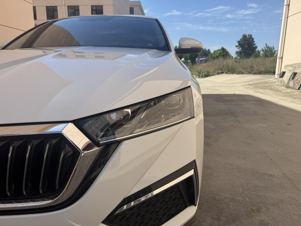 Skoda Ming Rui 2023 thumb 5