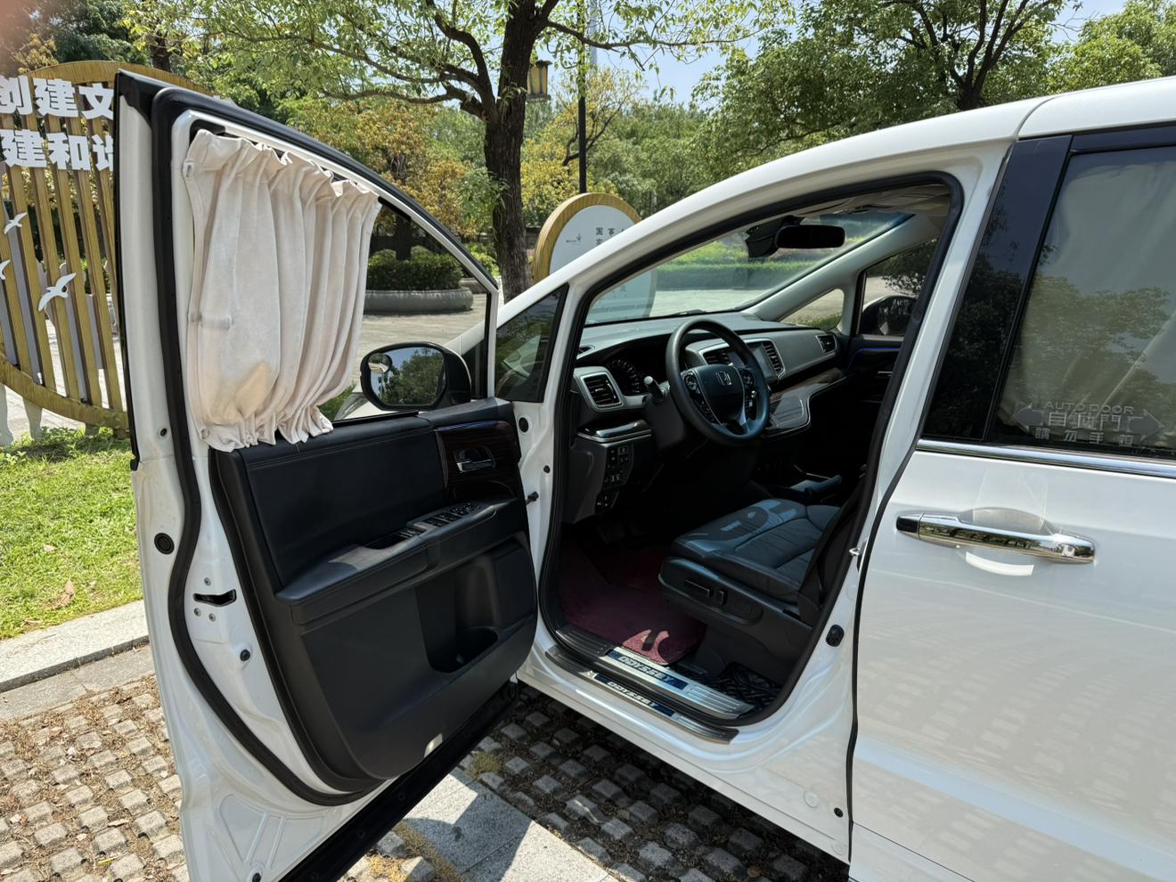 Honda Odyssey 2019 thumb 12