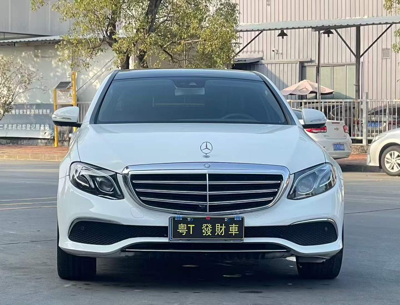 Mercedes-Benz E-Класс 2017 thumb 9