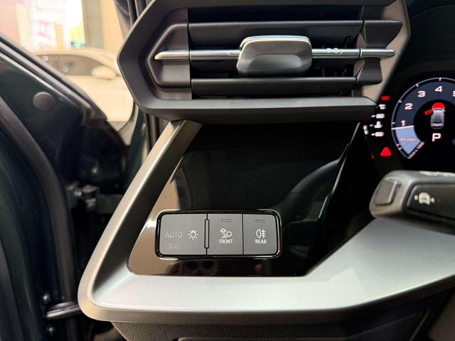 Audi A3 2023 thumb 12