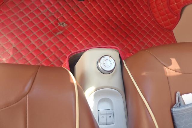 Wuling Mini EV 2024 thumb 3