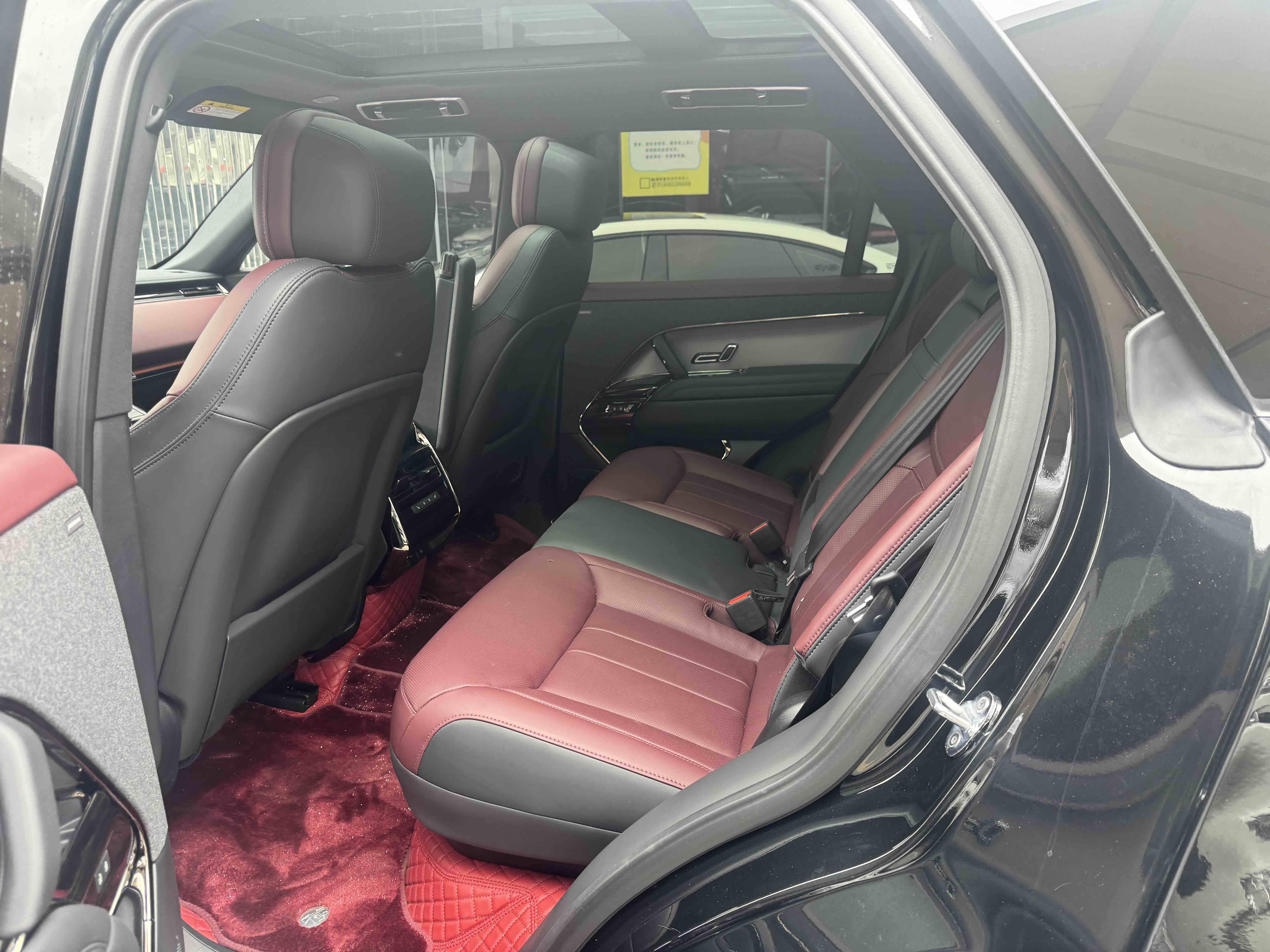 Land Rover Range Rover Sport 2026 thumb 7