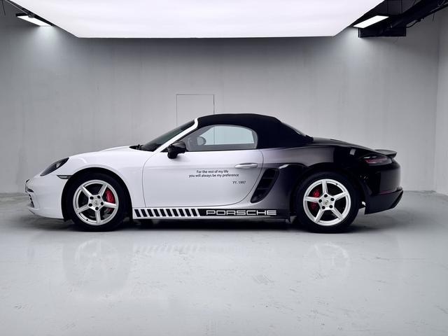 Porsche 718 2018 thumb 2