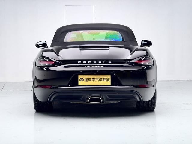 Porsche 718 2018 thumb 4
