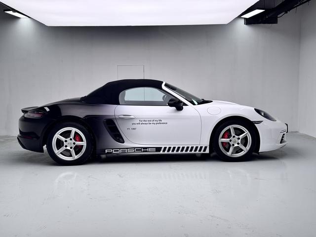 Porsche 718 2018 thumb 6