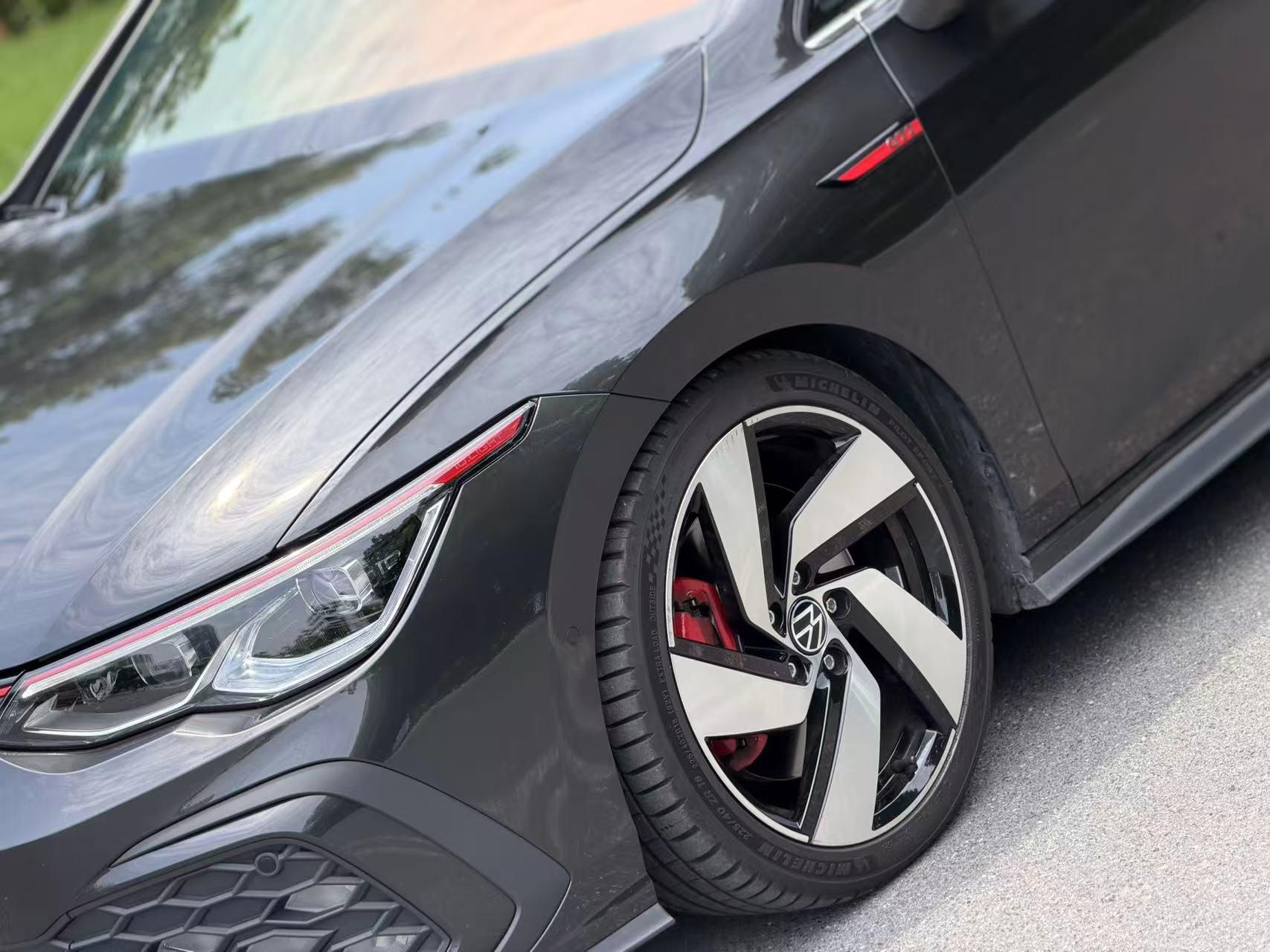 Volkswagen Golf GTI 2023 thumb 5