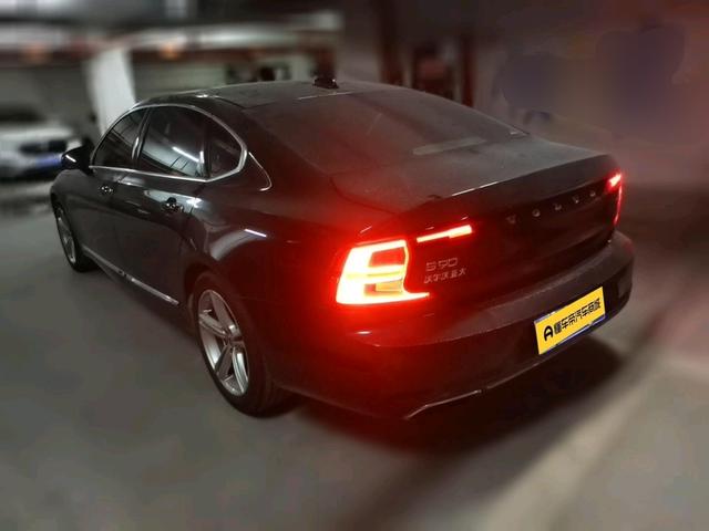 Volvo S90 2019 thumb 4