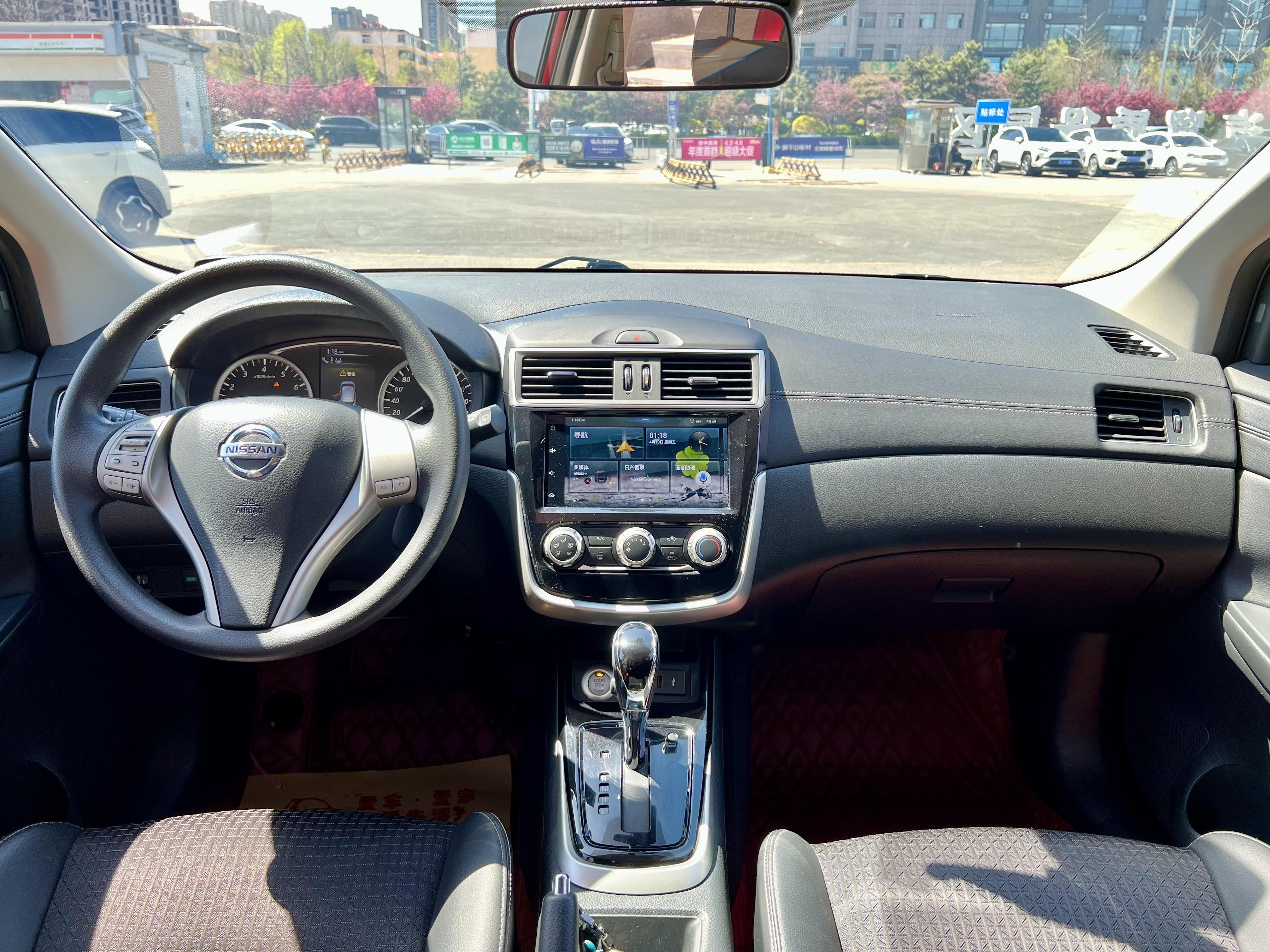 Nissan Tiida 2019 thumb 3