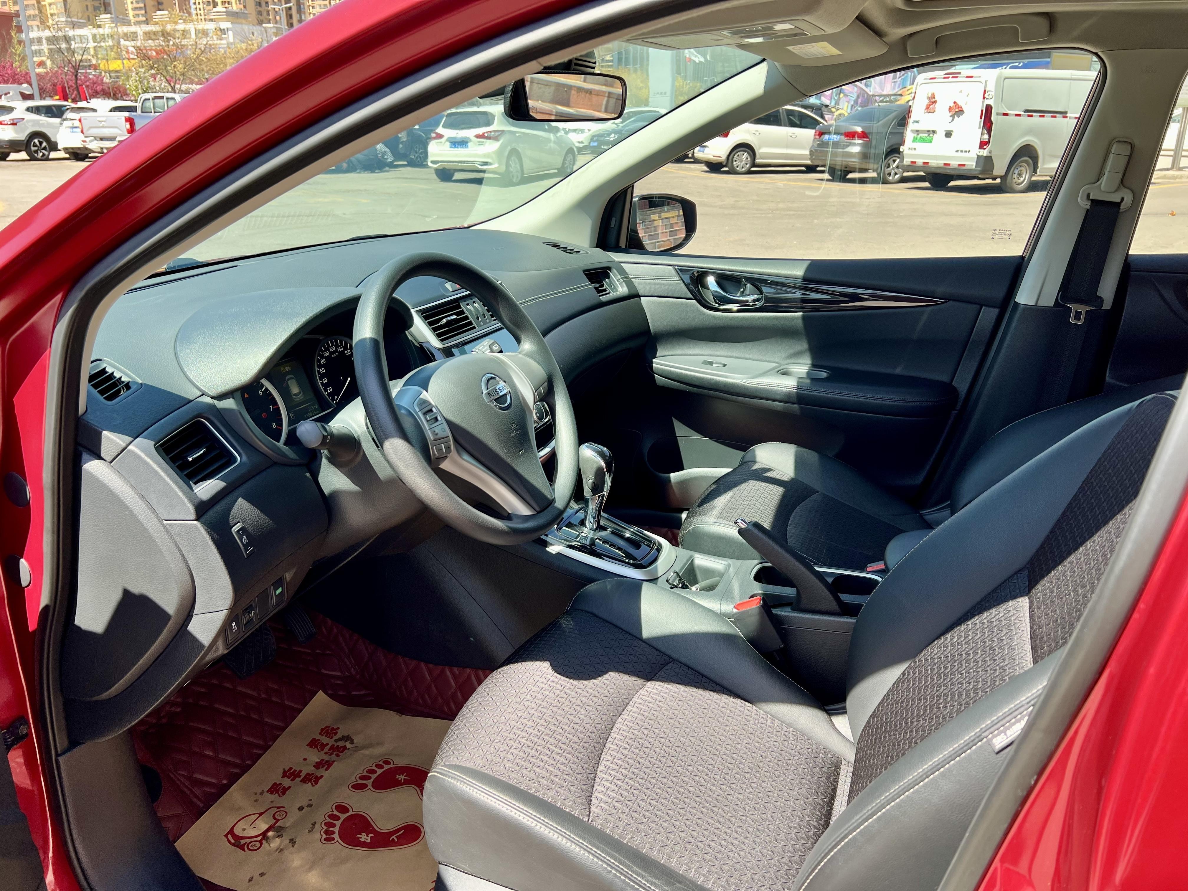 Nissan Tiida 2019 thumb 6