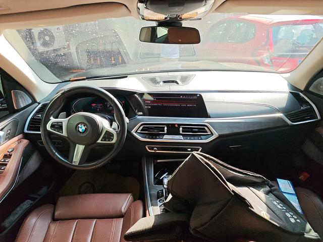 BMW X5 2020 thumb 8