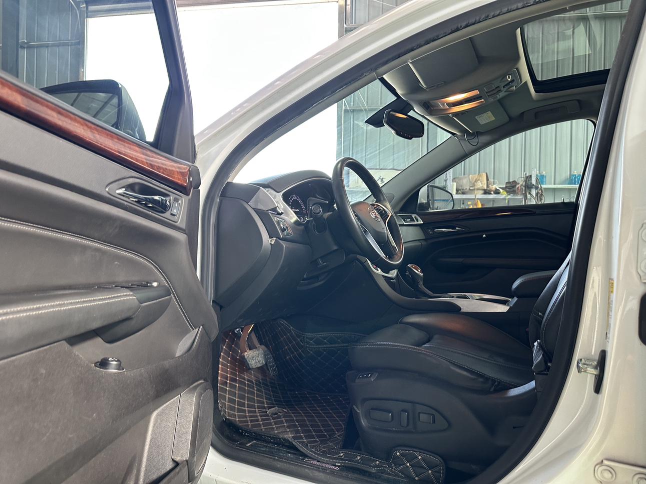 Cadillac SRX 2015 thumb 6