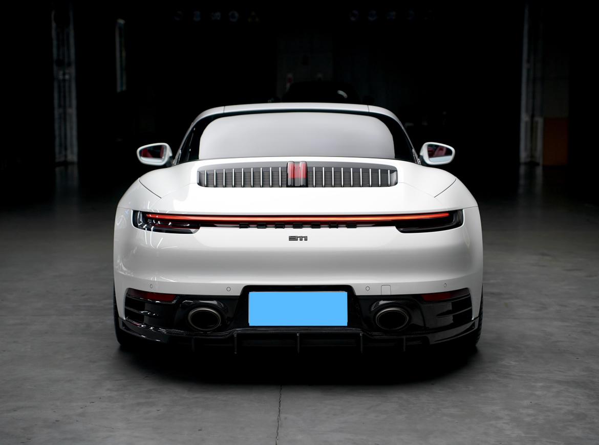 Porsche 911 2020 thumb 2