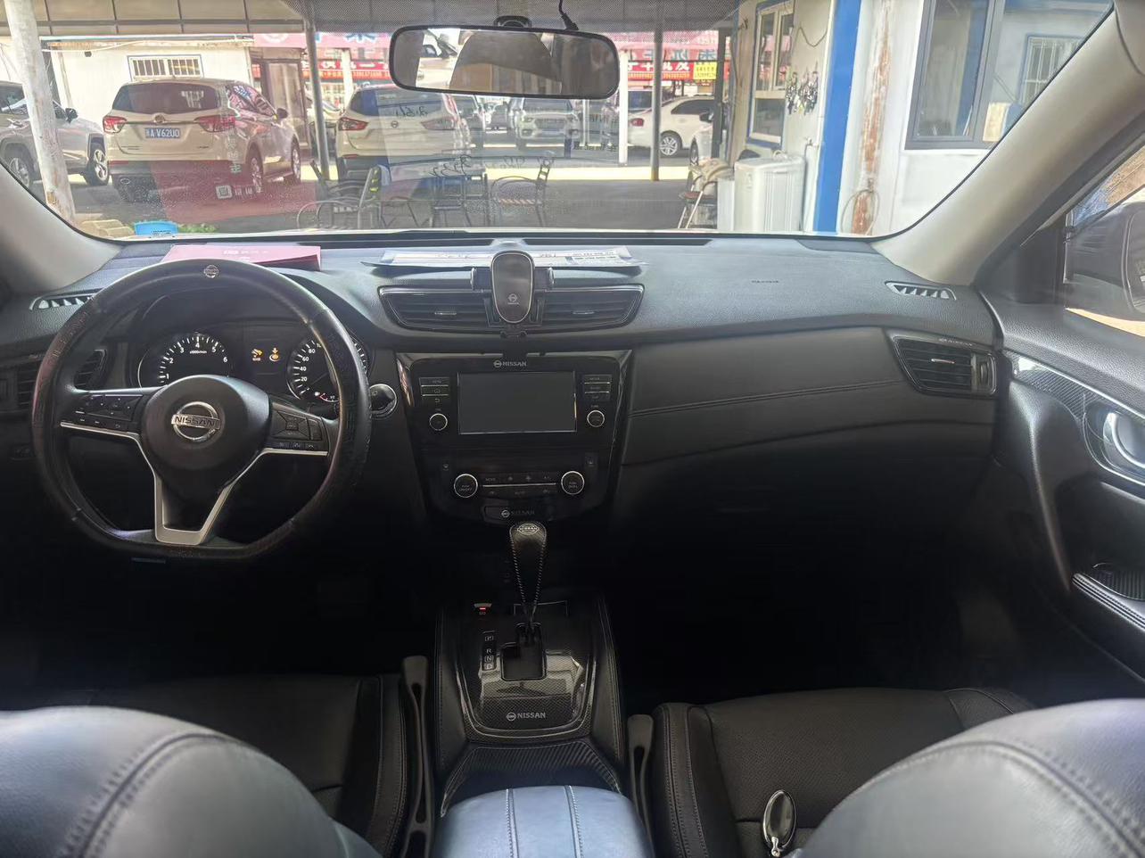Nissan X-Trail 2017 thumb 5