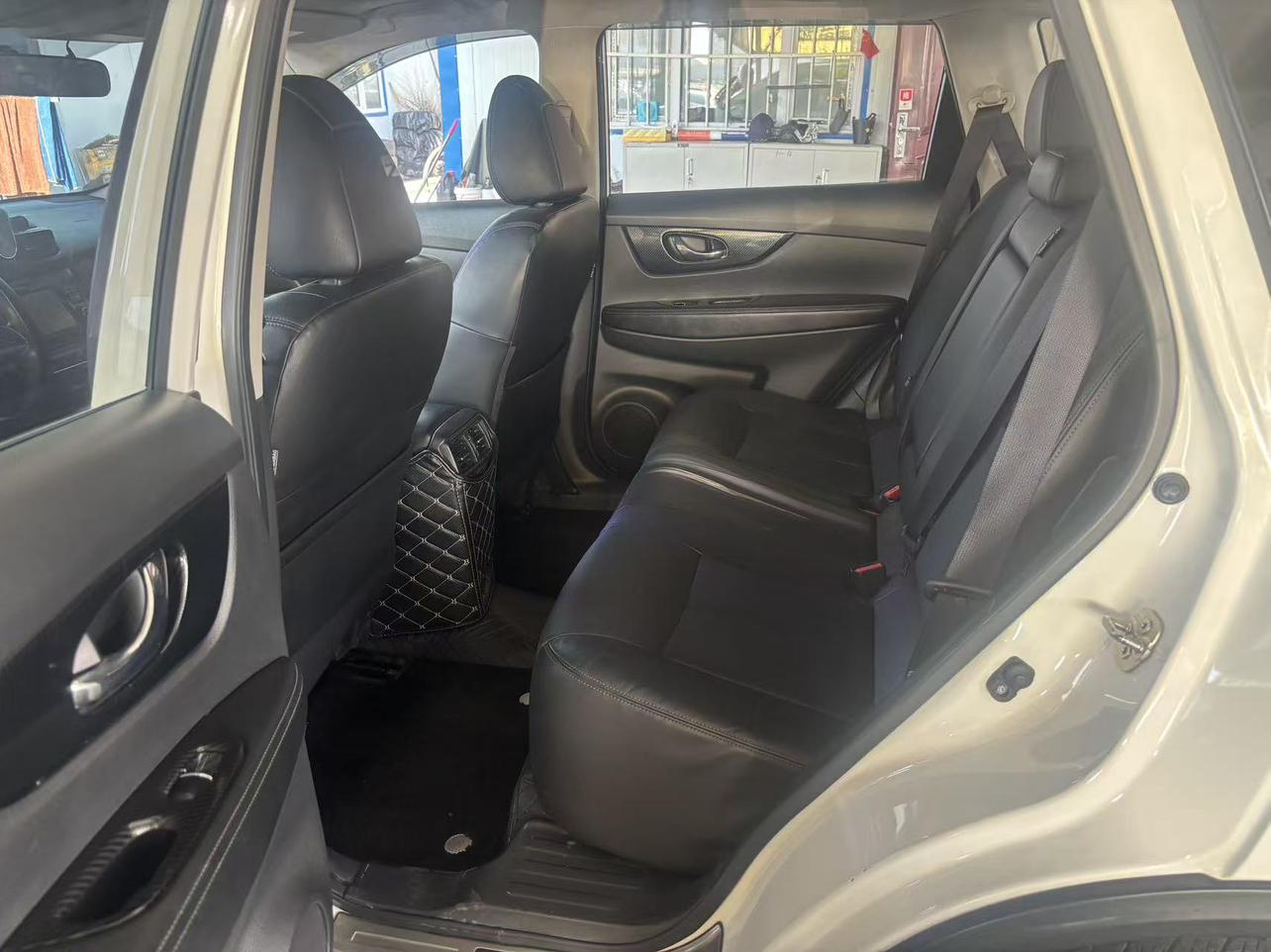 Nissan X-Trail 2017 thumb 7