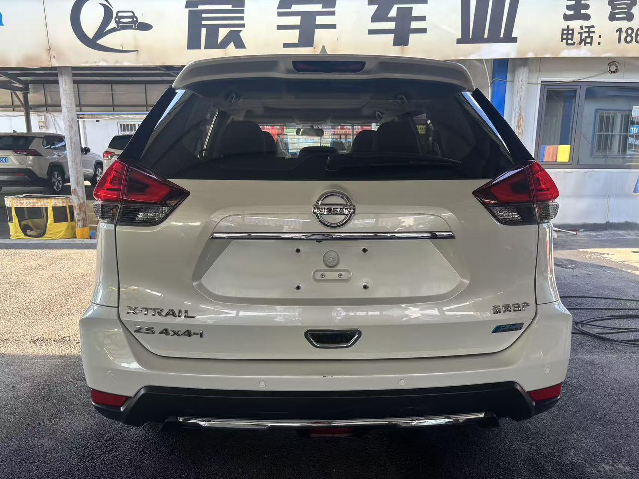 Nissan X-Trail 2017 thumb 12