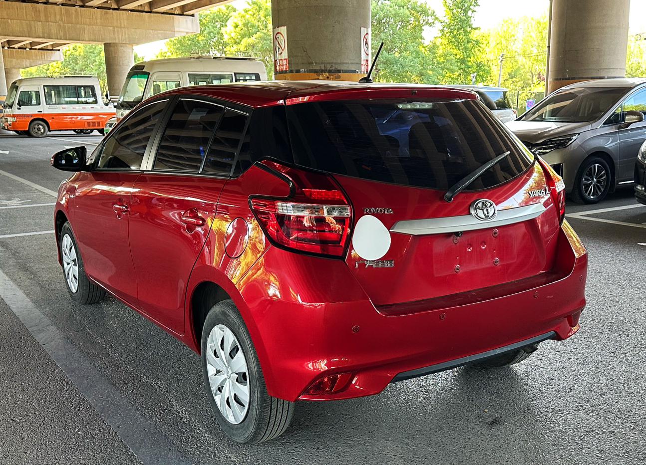 Toyota Yaris 2020 thumb 2