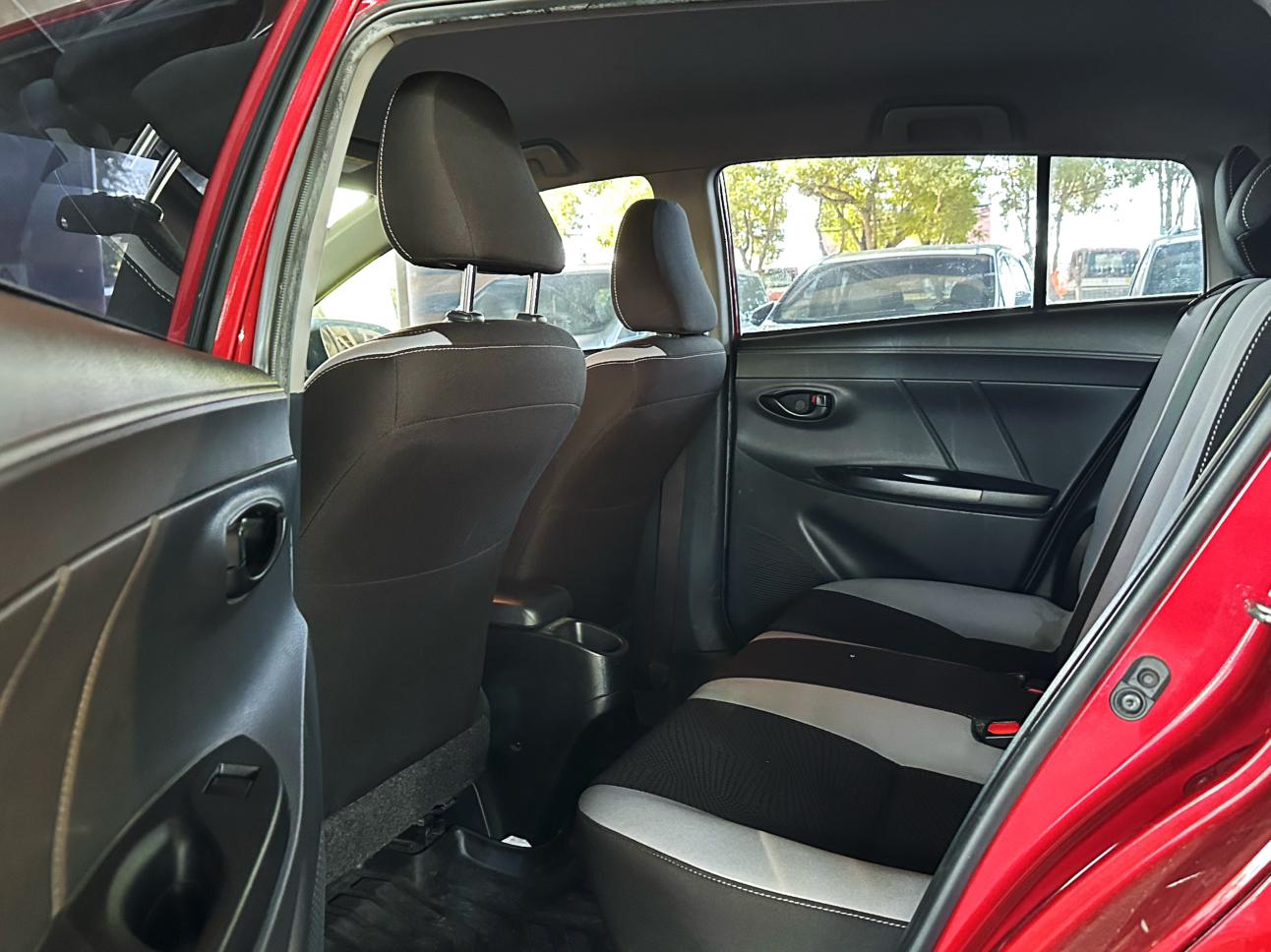 Toyota Yaris 2020 thumb 11
