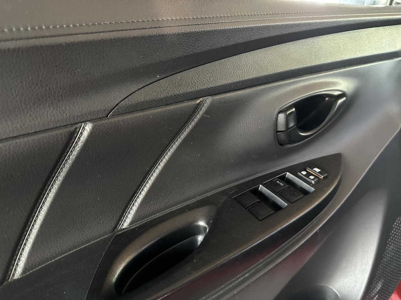 Toyota Yaris 2020 thumb 12