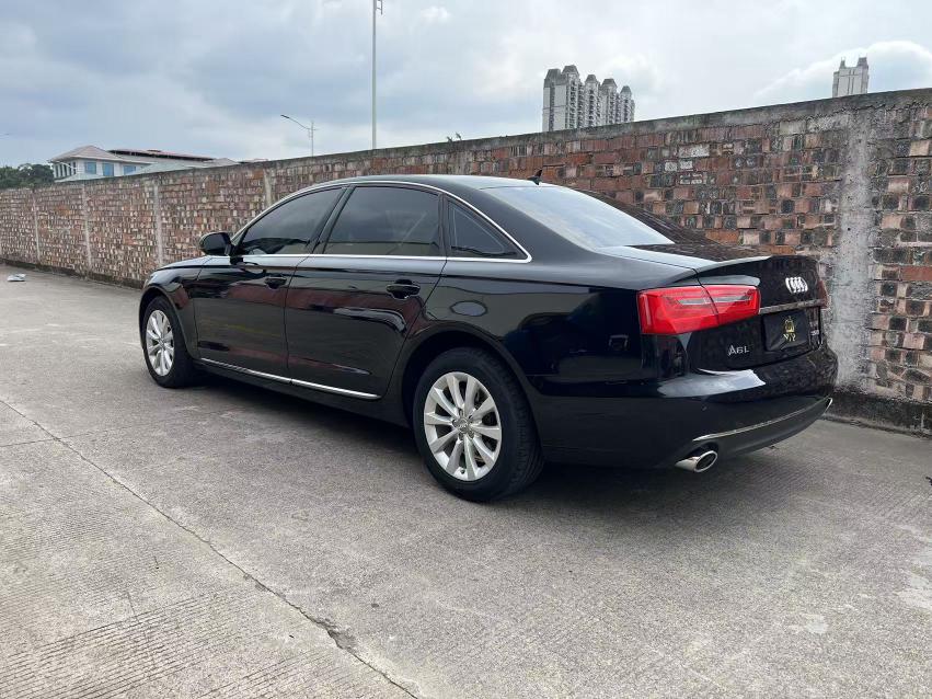 Audi A6 2014 thumb 3