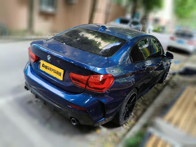BMW 1 серии 2021 thumb 2