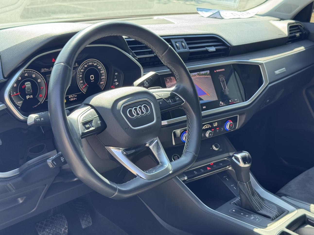 Audi Q3 2022 thumb 12