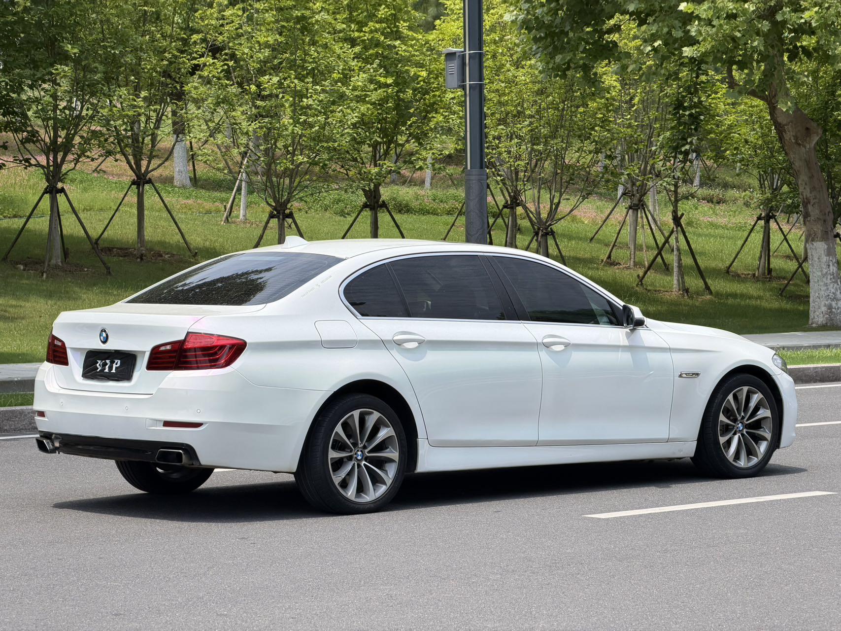 BMW 5 серии 2014 thumb 5
