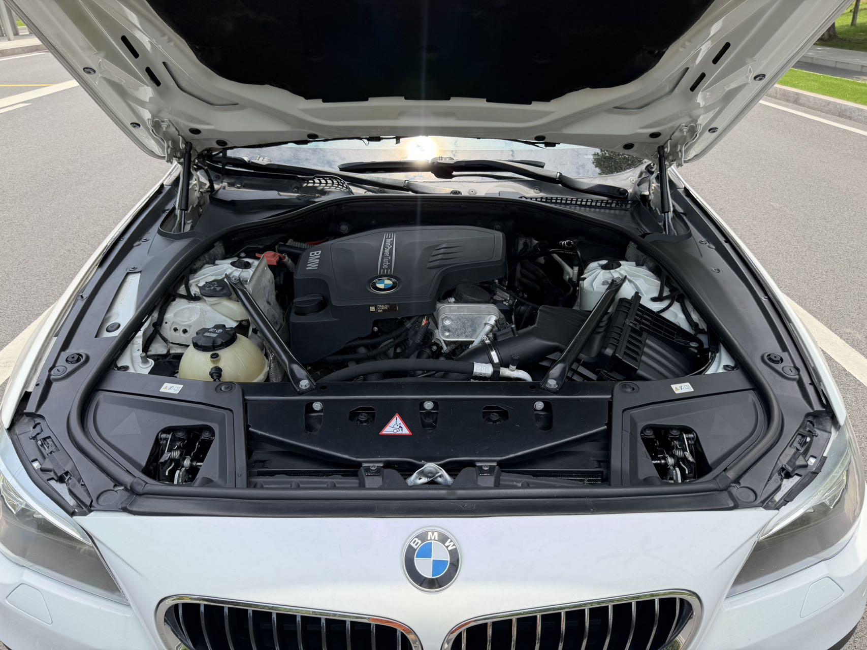 BMW 5 серии 2014 thumb 6