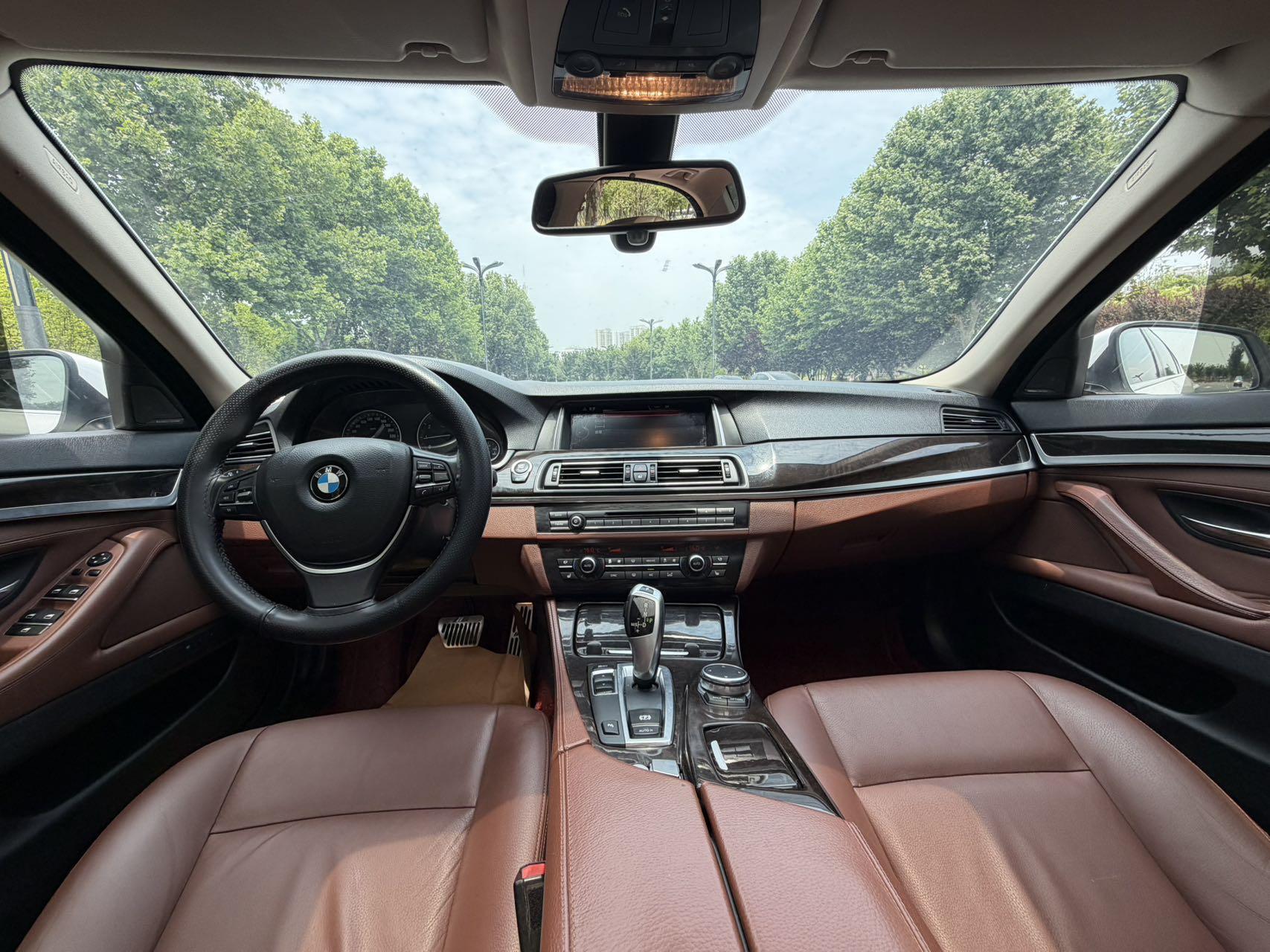 BMW 5 серии 2014 thumb 7