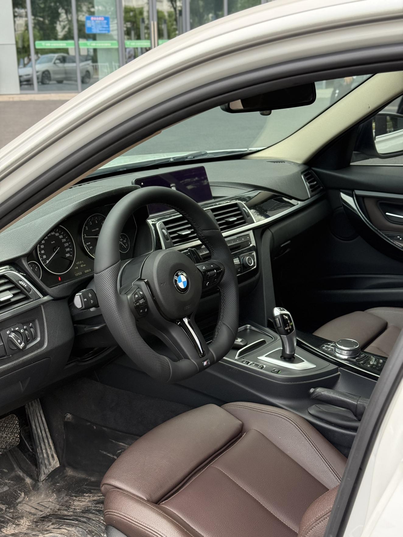 BMW 3 серии 2019 thumb 5