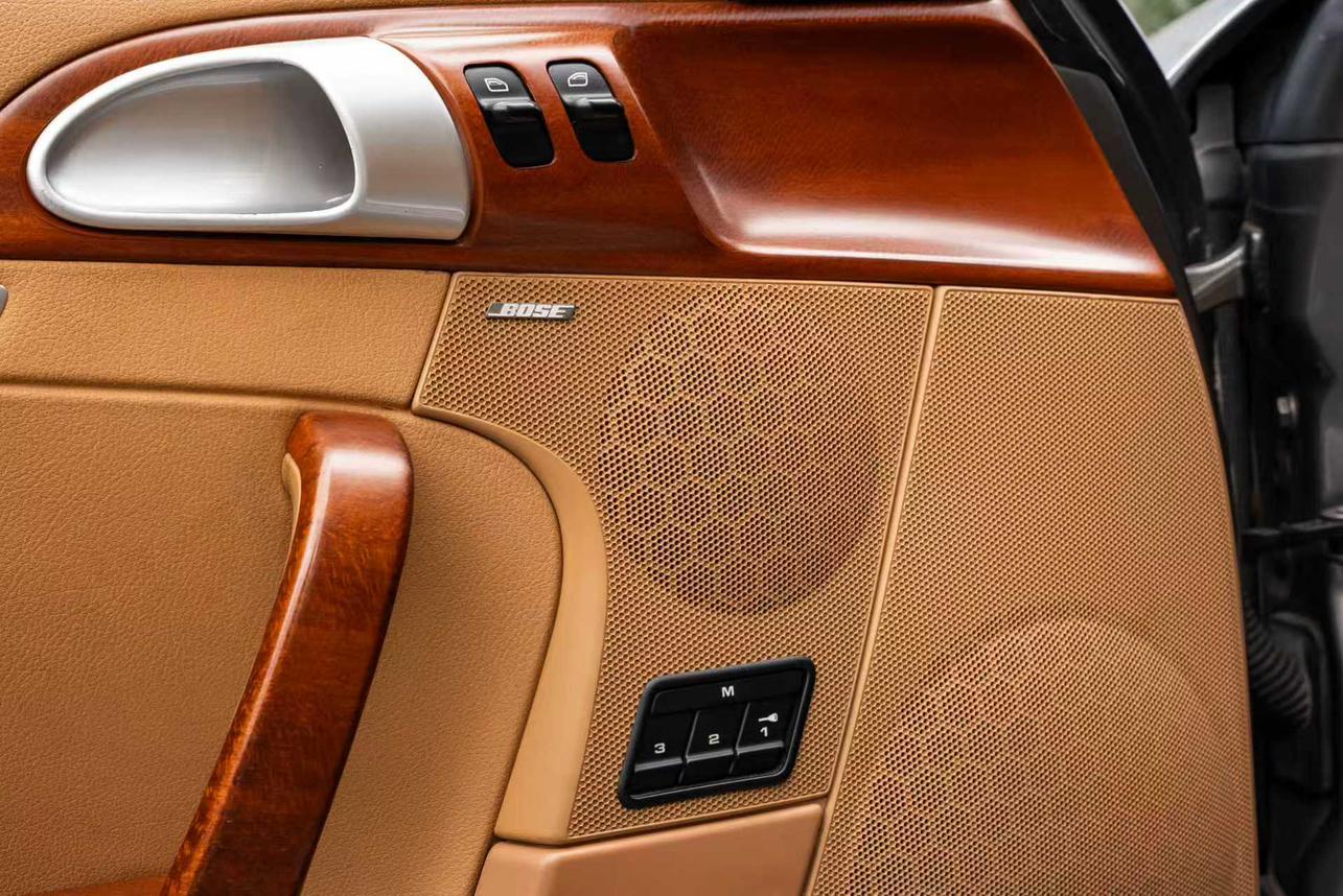 Porsche 911 2006 thumb 7