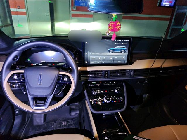 Lincoln Aviator 2022 thumb 8