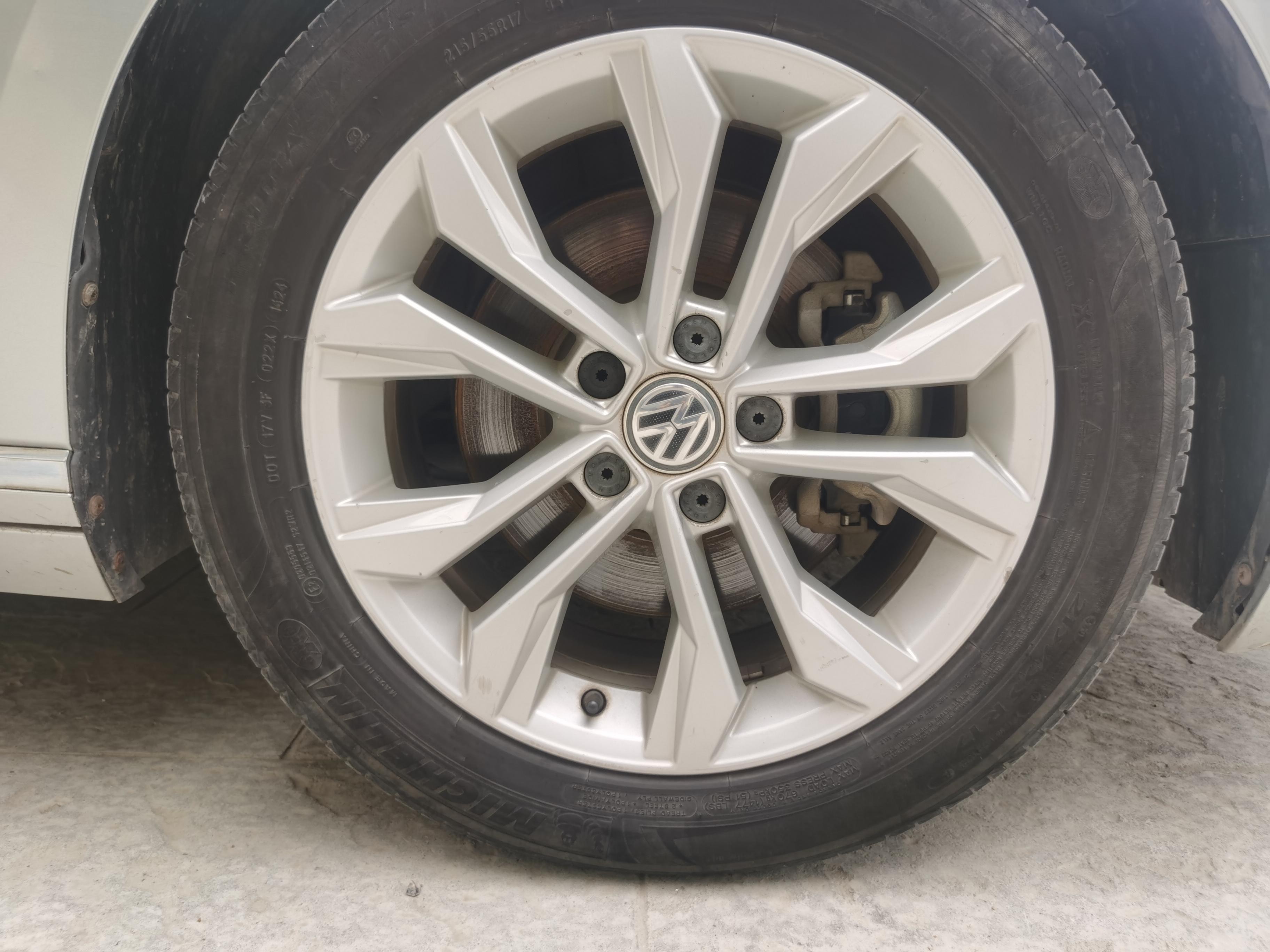 Volkswagen Magotan 2016 thumb 5