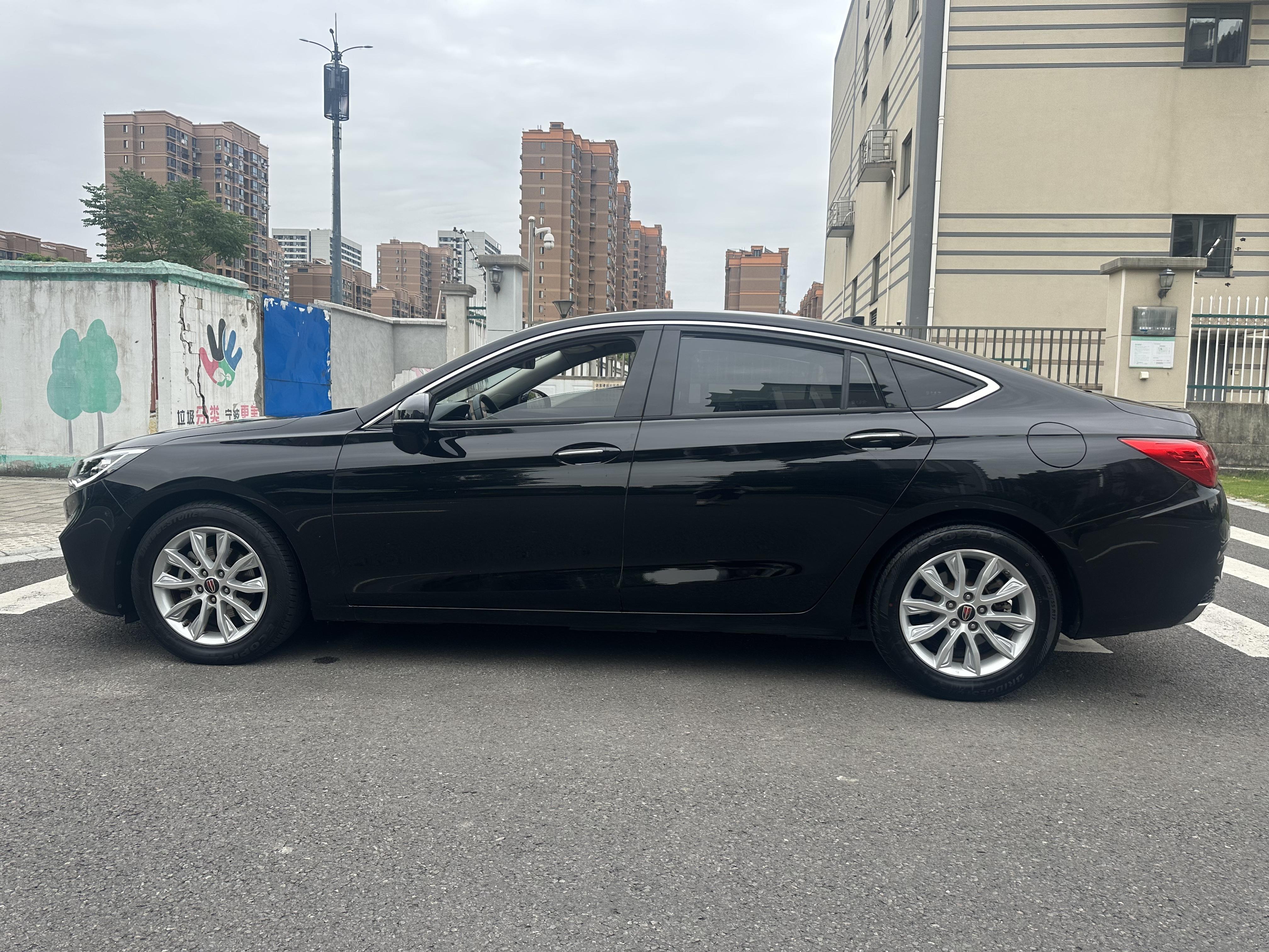 Hongqi H5 2019 thumb 2