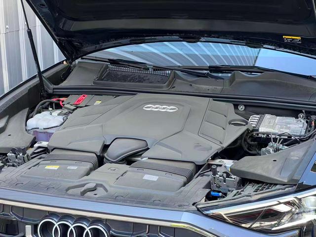 Audi Q8 2024 thumb 4