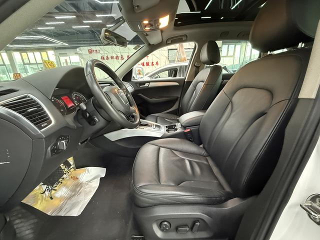 Audi Q5 2012 thumb 6