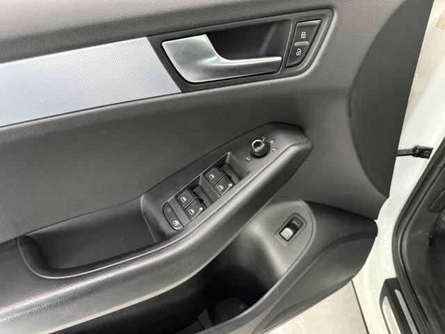 Audi Q5 2012 thumb 8