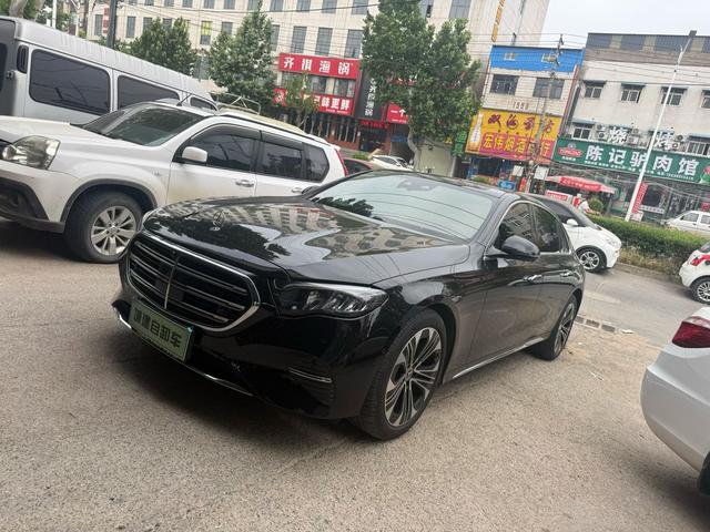 Mercedes-Benz E-Класс 2025 thumb 2