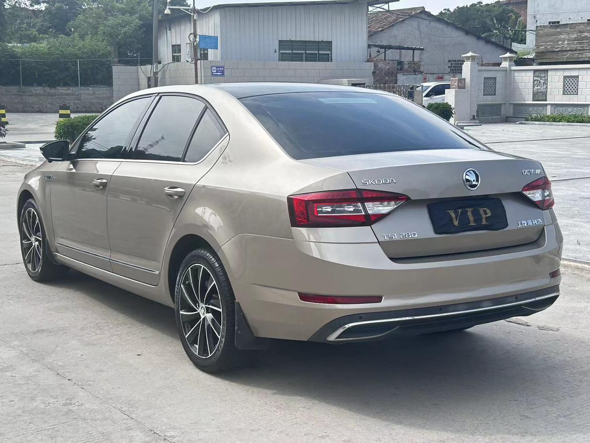 Skoda Ming Rui 2018 thumb 11