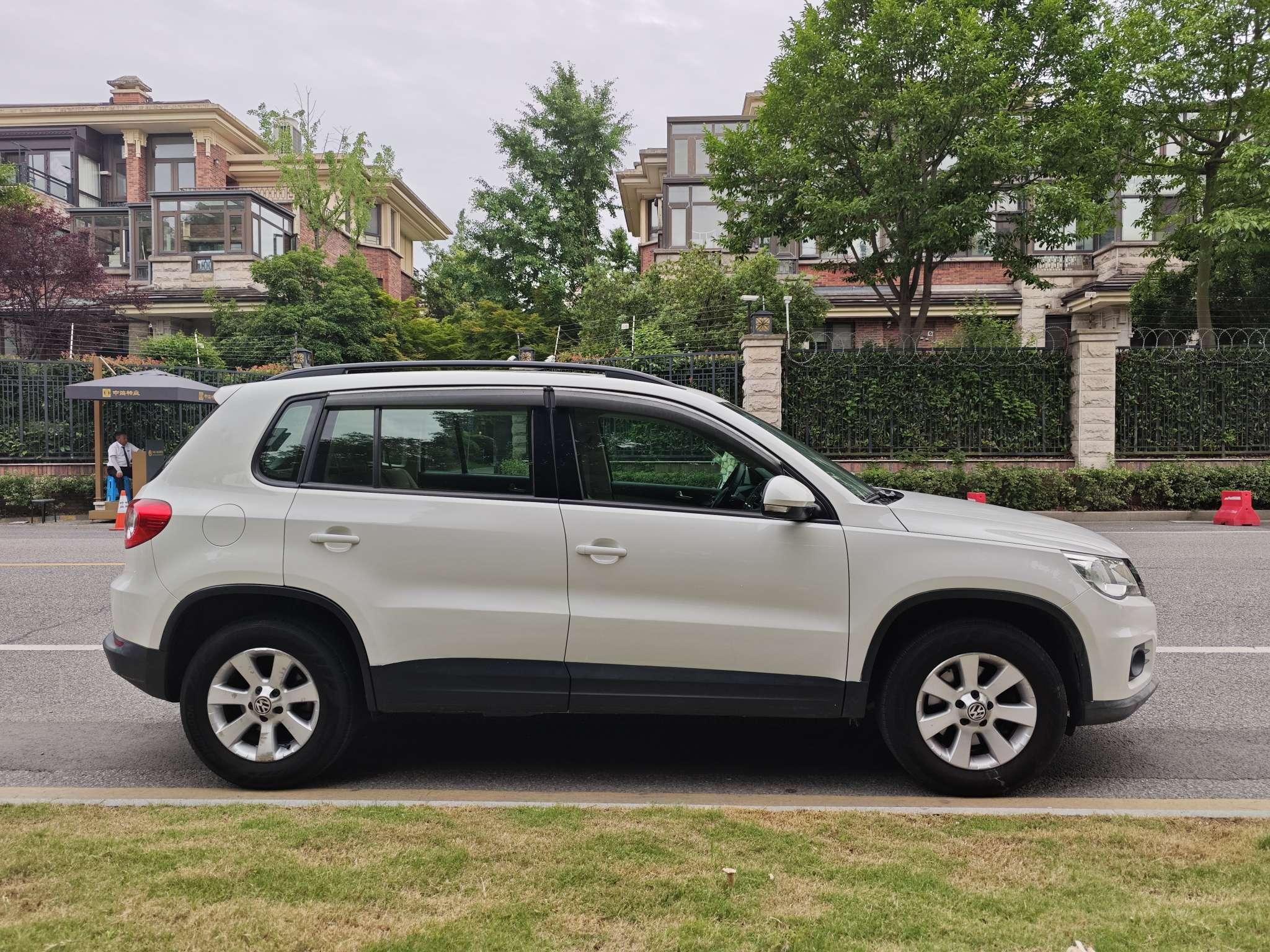 Volkswagen Tiguan 2012 thumb 6