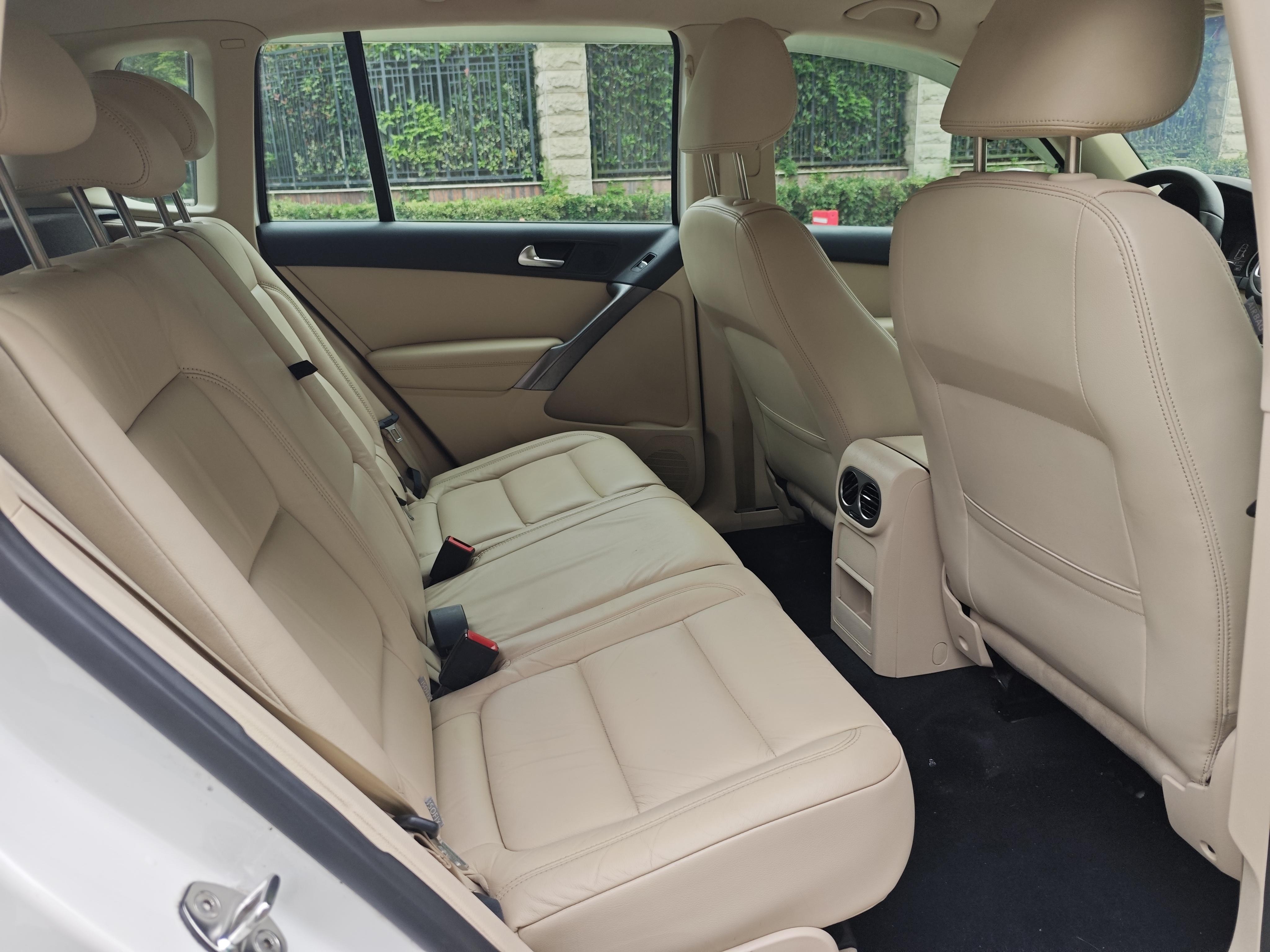 Volkswagen Tiguan 2012 thumb 12
