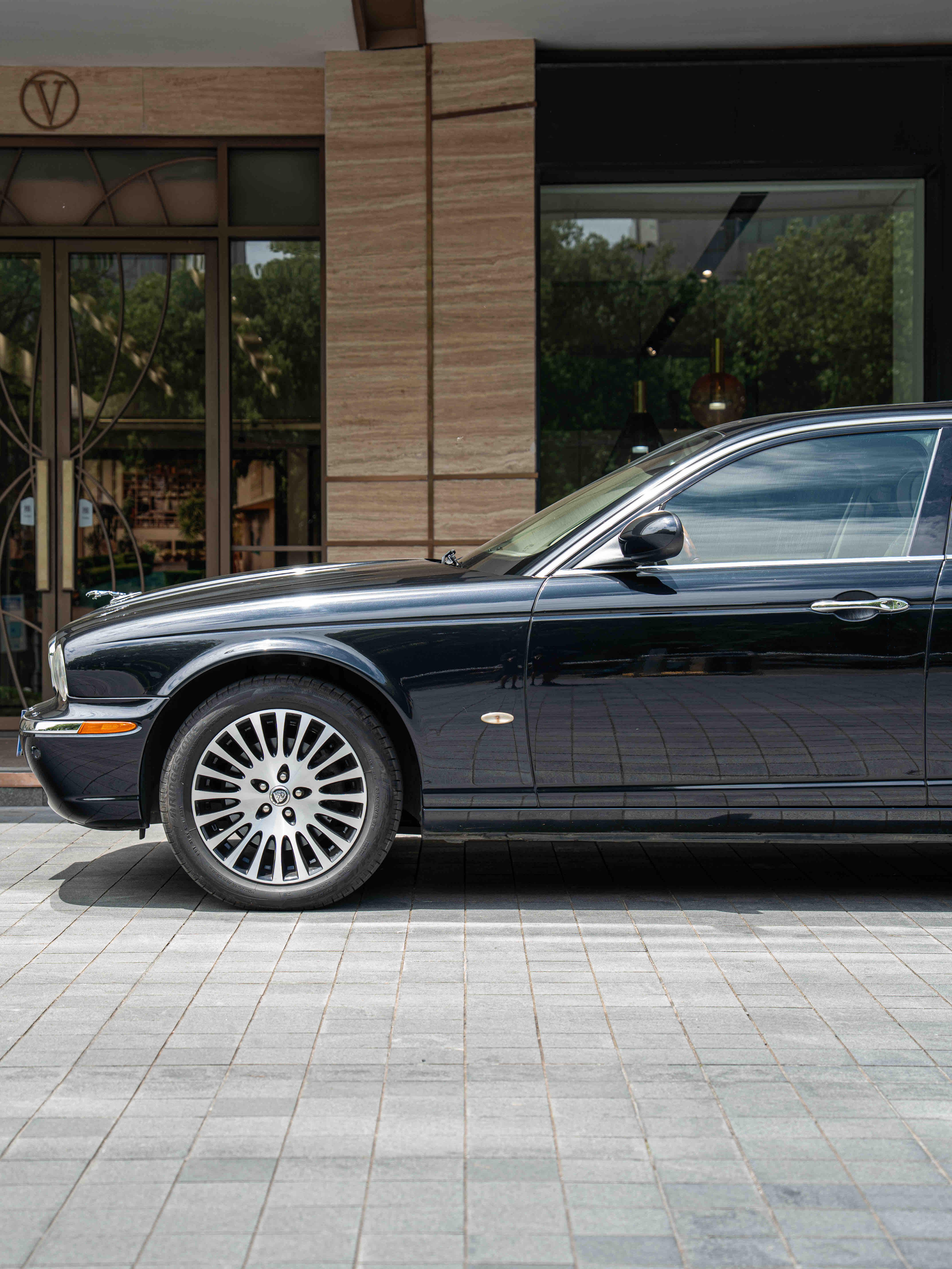 Jaguar XJ 2005 thumb 7