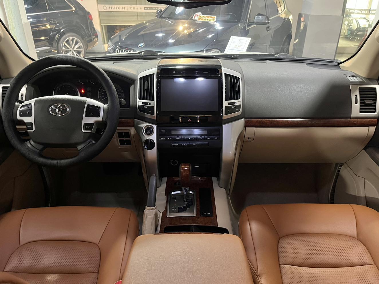 Toyota Land Cruiser 2015 thumb 7