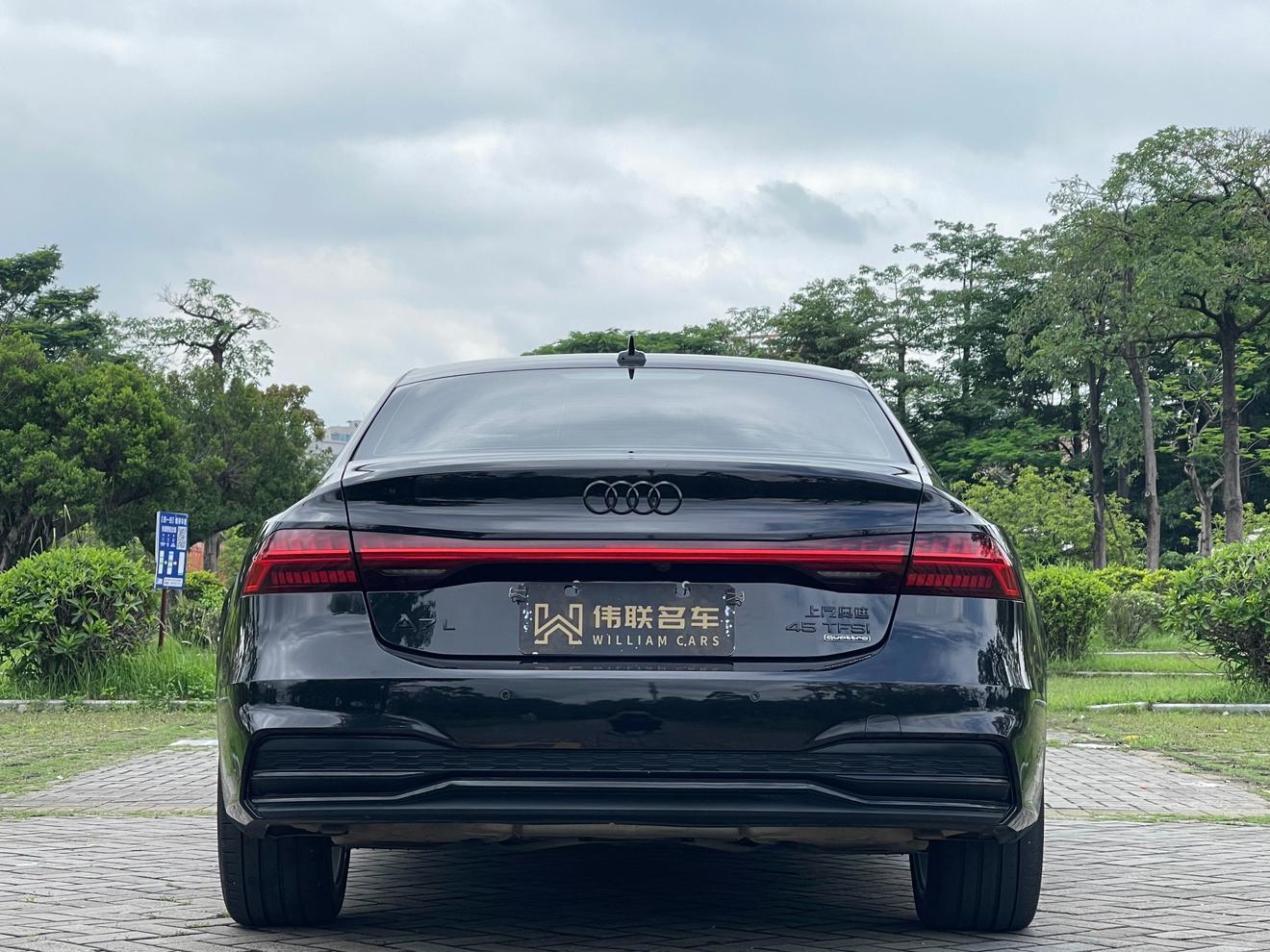 Audi A7 2022 thumb 4