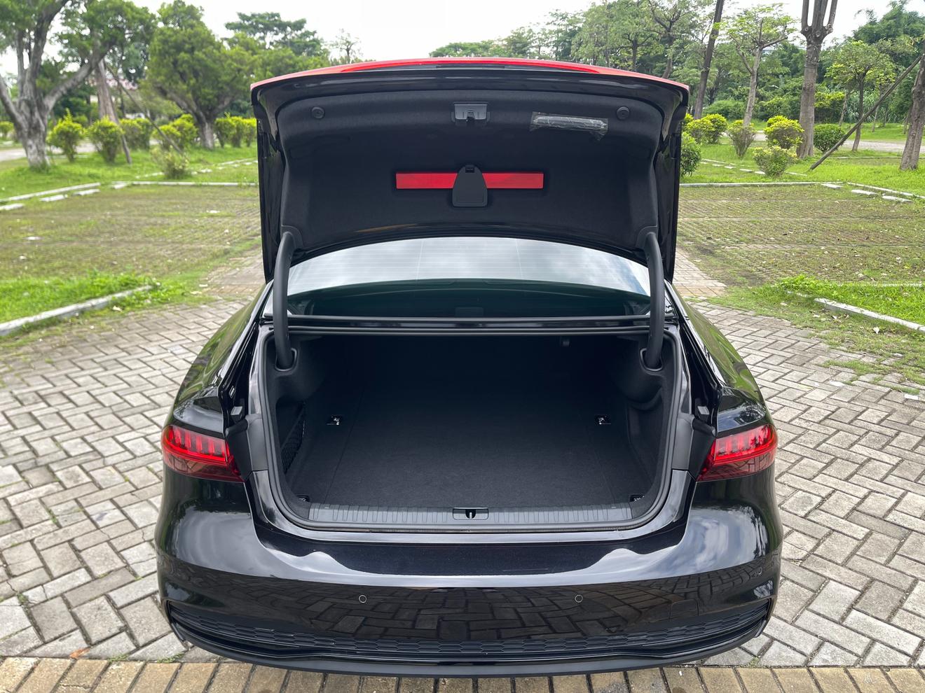 Audi A7 2022 thumb 12