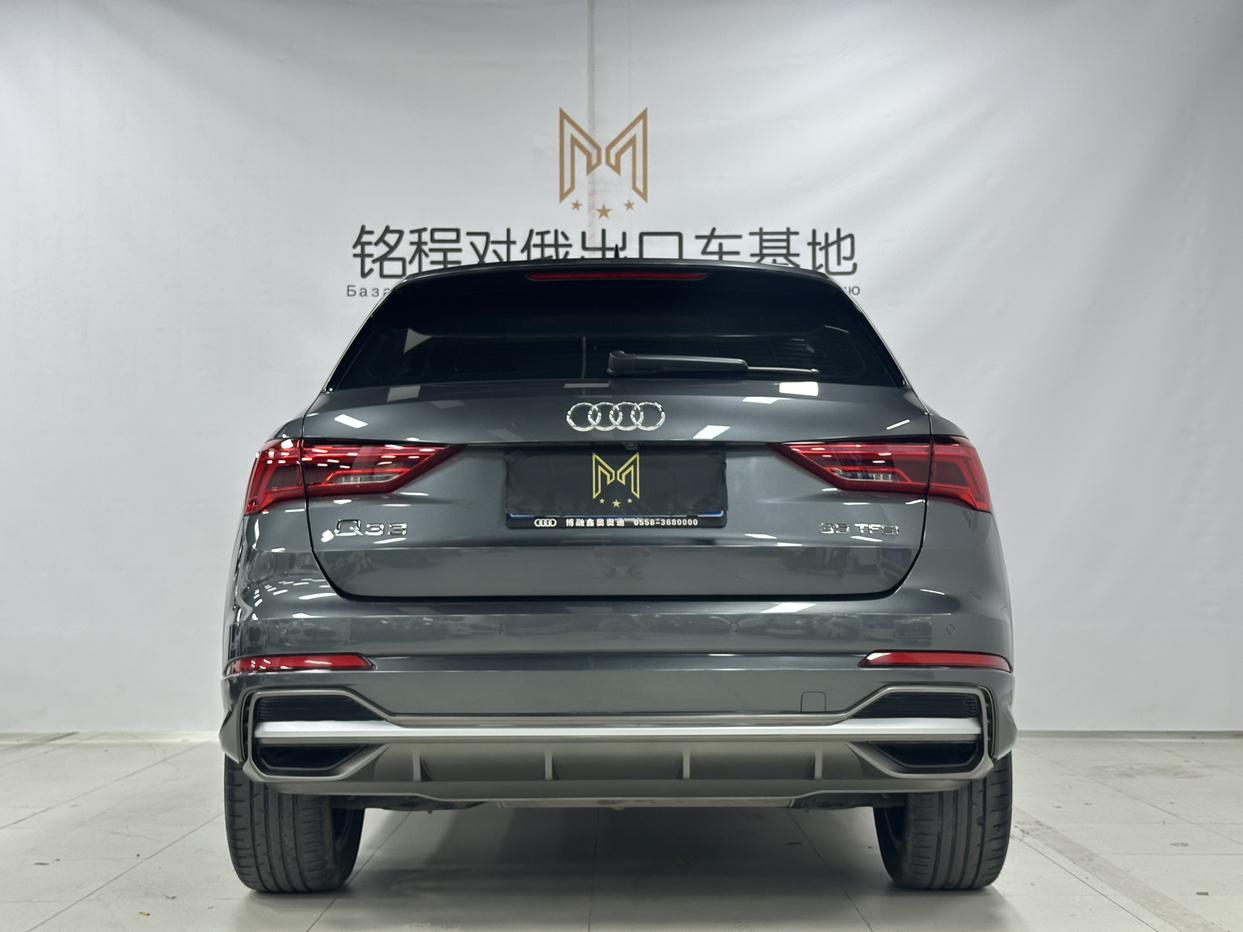 Audi Q3 2022 thumb 3