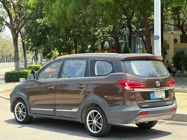 BAIC Changhe M60 2017 thumb 2