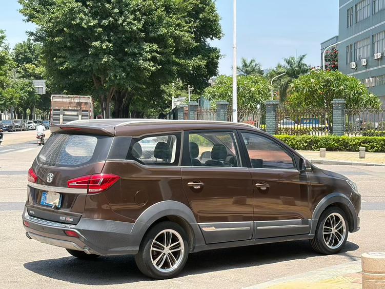 BAIC Changhe M60 2017 thumb 4